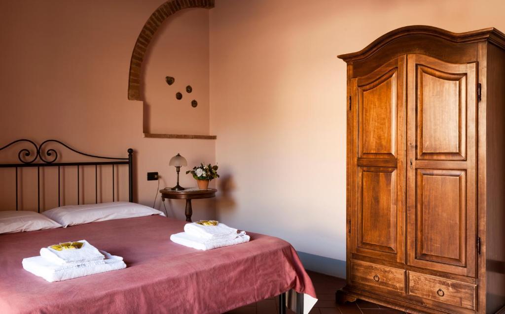Agriturismo Fattoria Rozzalupi سيريتو غيدي المظهر الخارجي الصورة